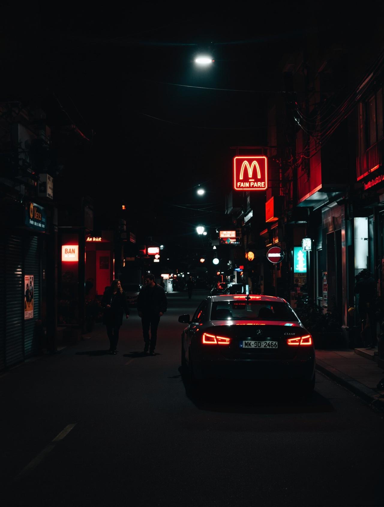 某男星深夜私会现场 - 吃瓜网